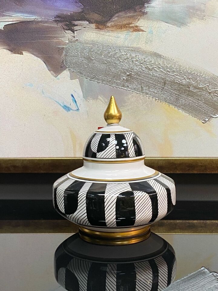 Küp UFO (el boyaması) 15 cm