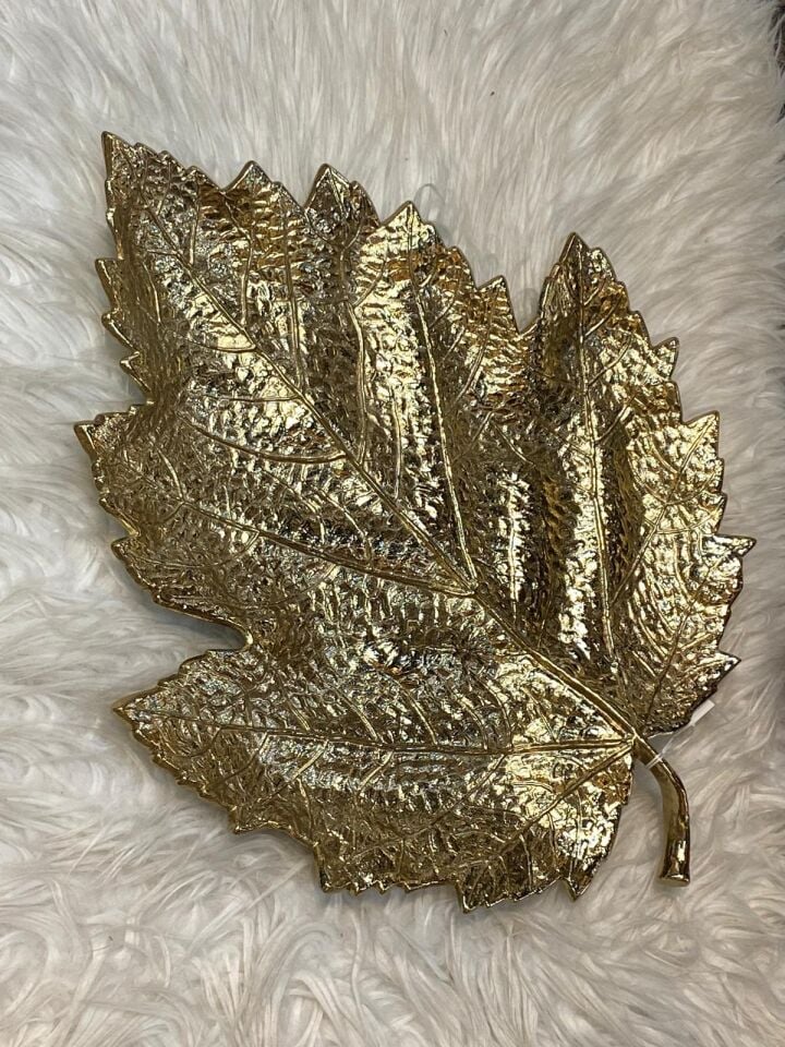 Yaprak Döküm 42*33 cm