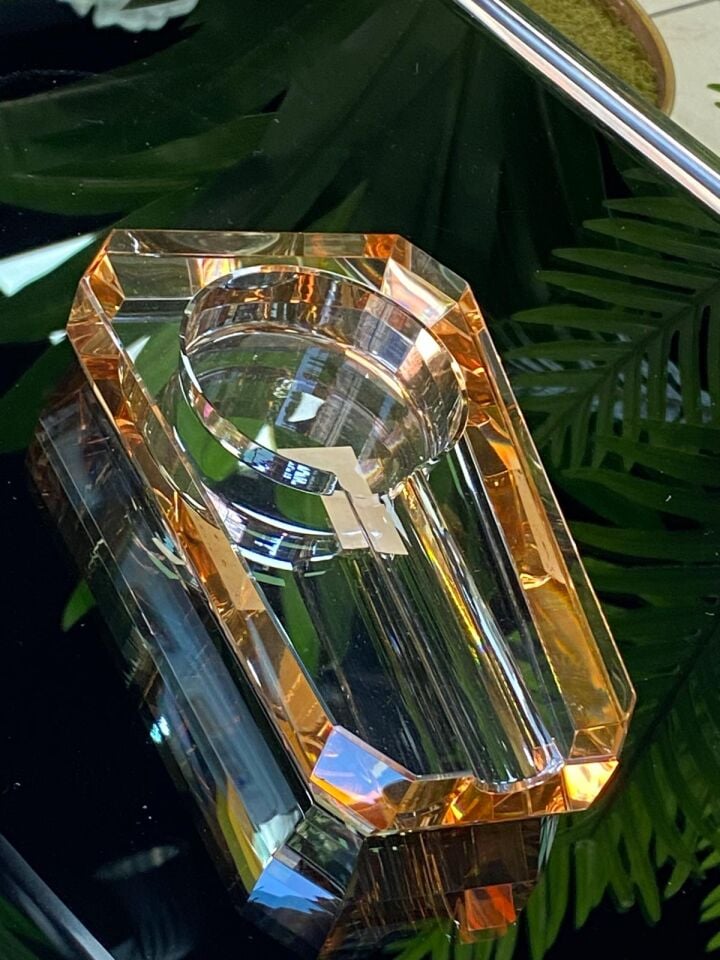 Puro Küllüğü (kristal)