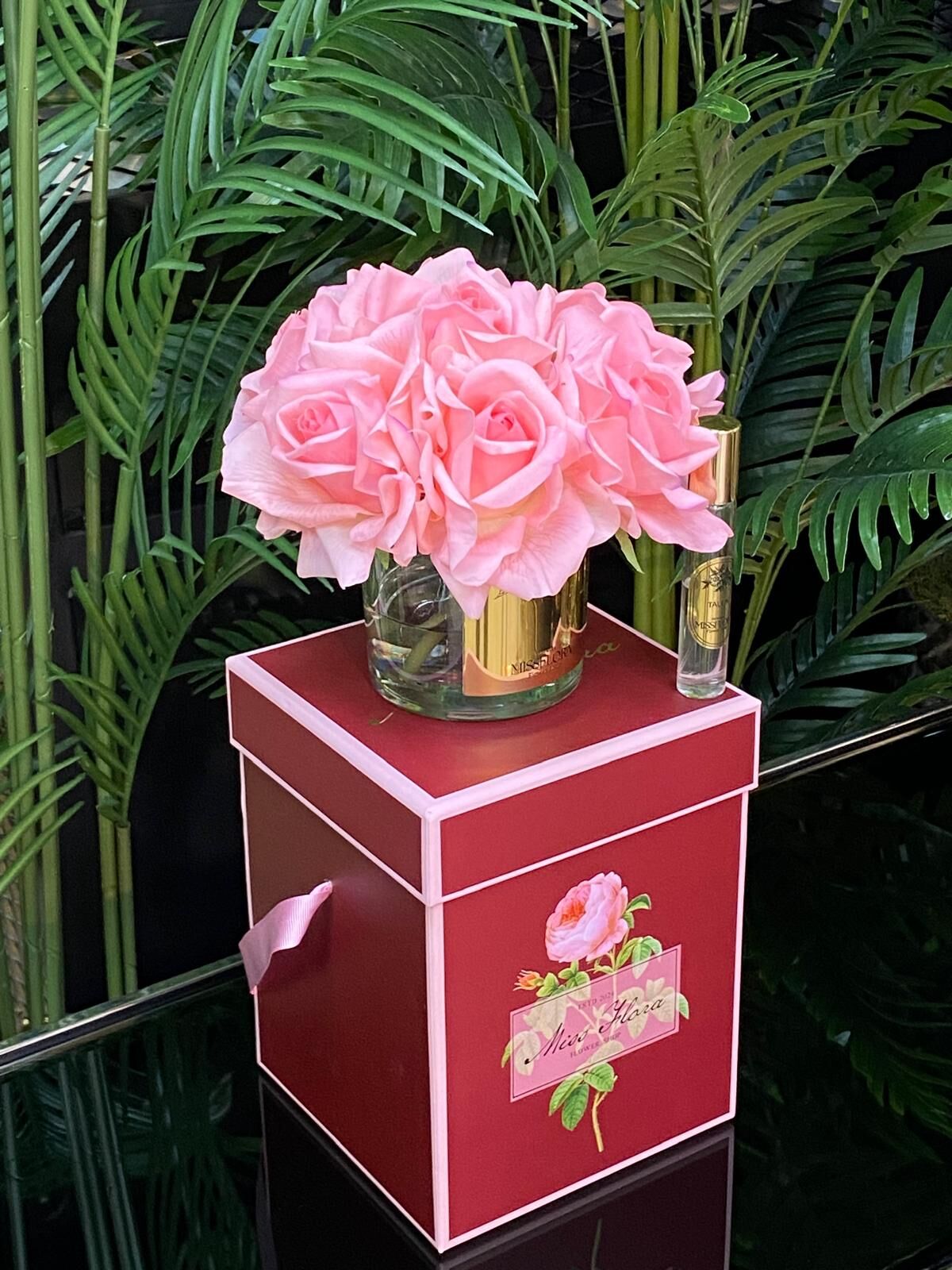 Kokulu Yaşayan Güller 7 li