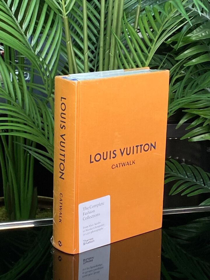 Louıs Vuıtton Catwalk (20*28*5)