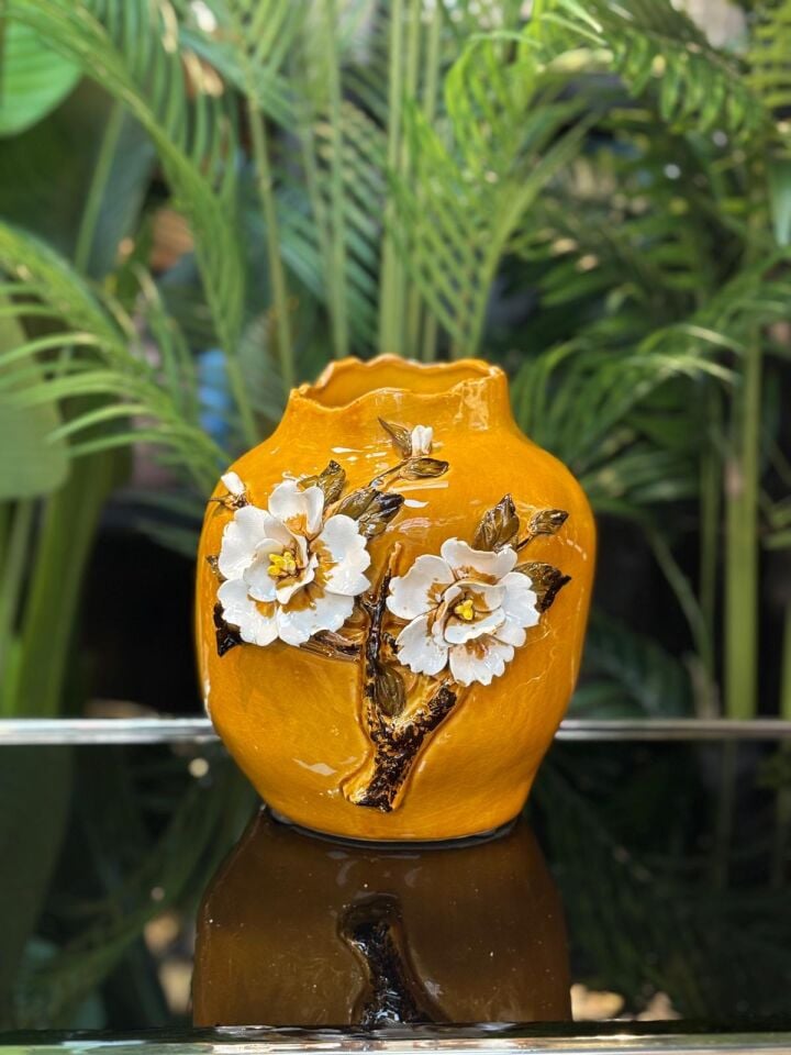 Sarı Çiçekli Seramik Dekoratif Vazo (İthal) 22 Cm