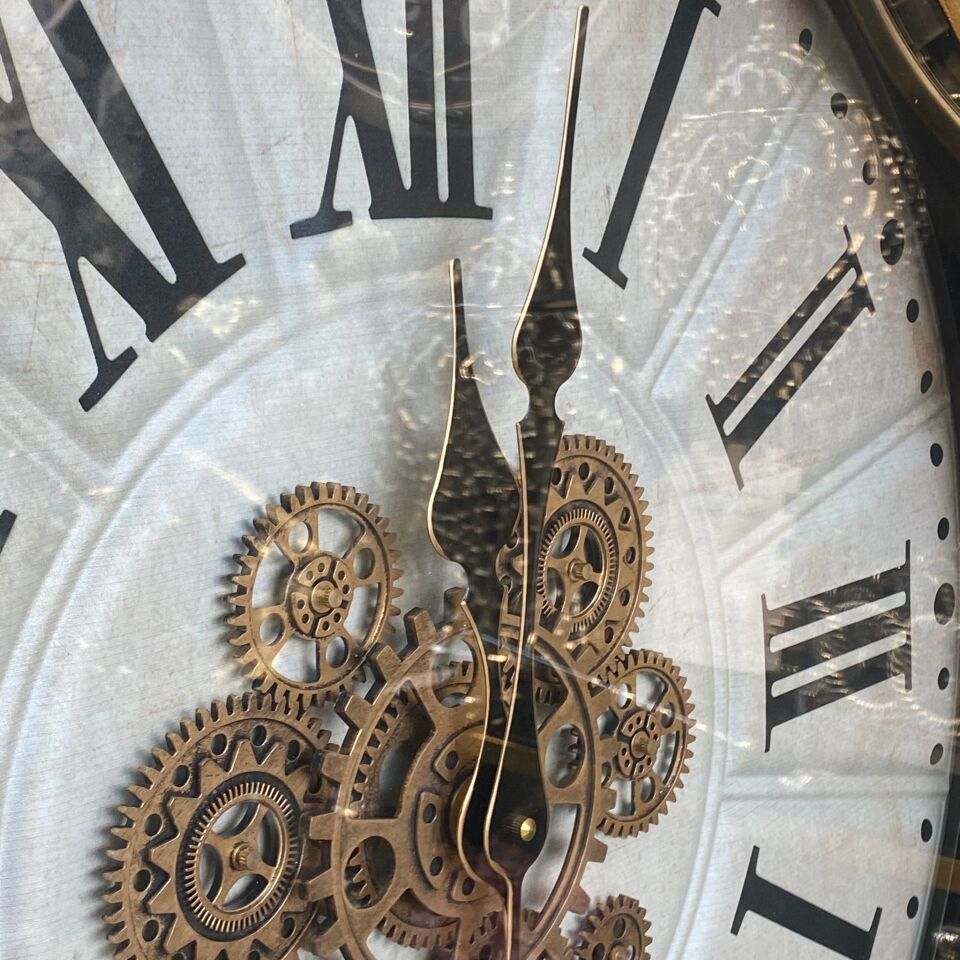 Çarklı Duvar Saati